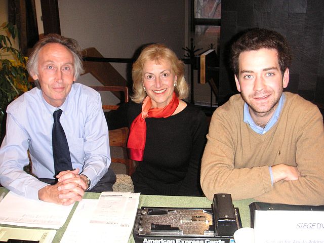 Aquila Polonica Publisher Terry Tegnazian (center) with Nicholas Hoare Booksellers at Montreal event.